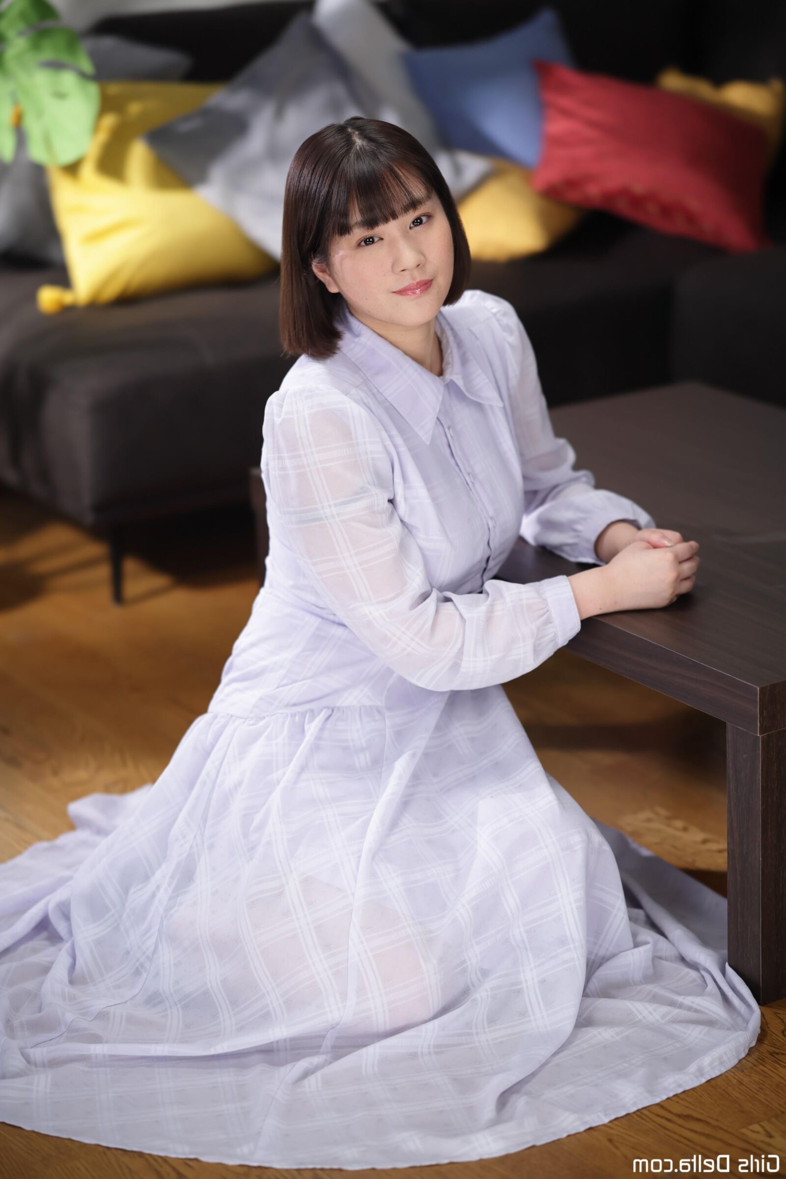 Uzuki Higashi Juin Photos