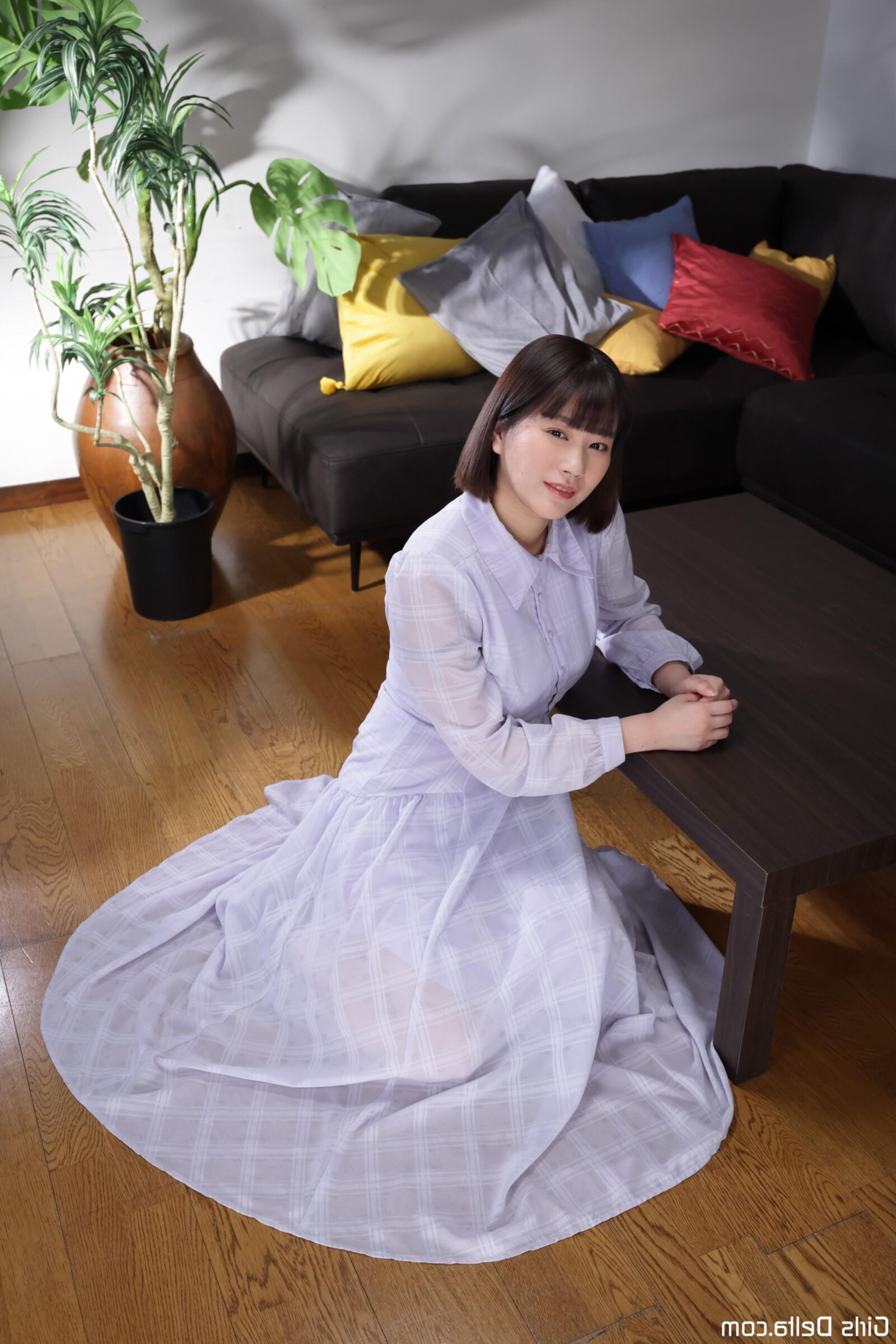 Uzuki Higashi Juin Photos