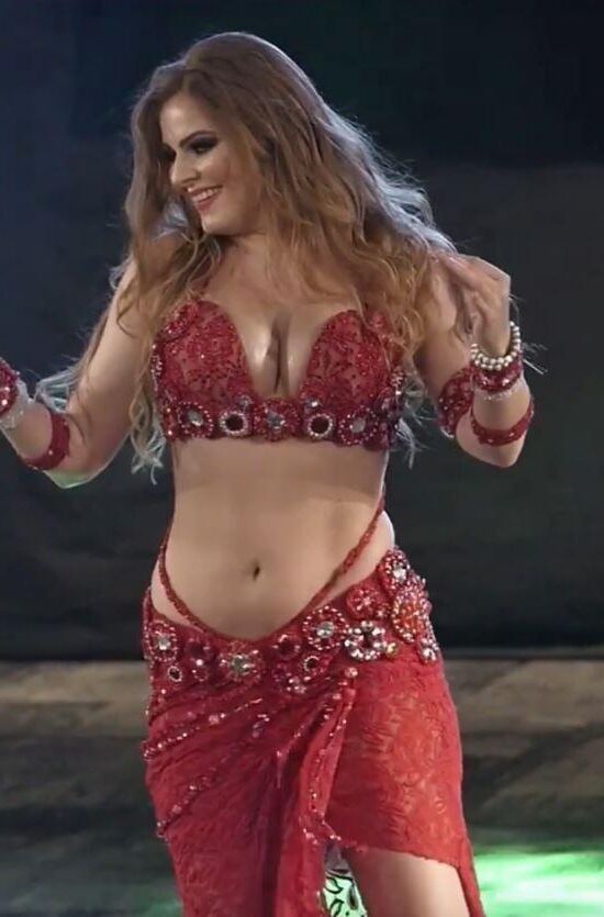 Delicious sexy seductive belly dancer