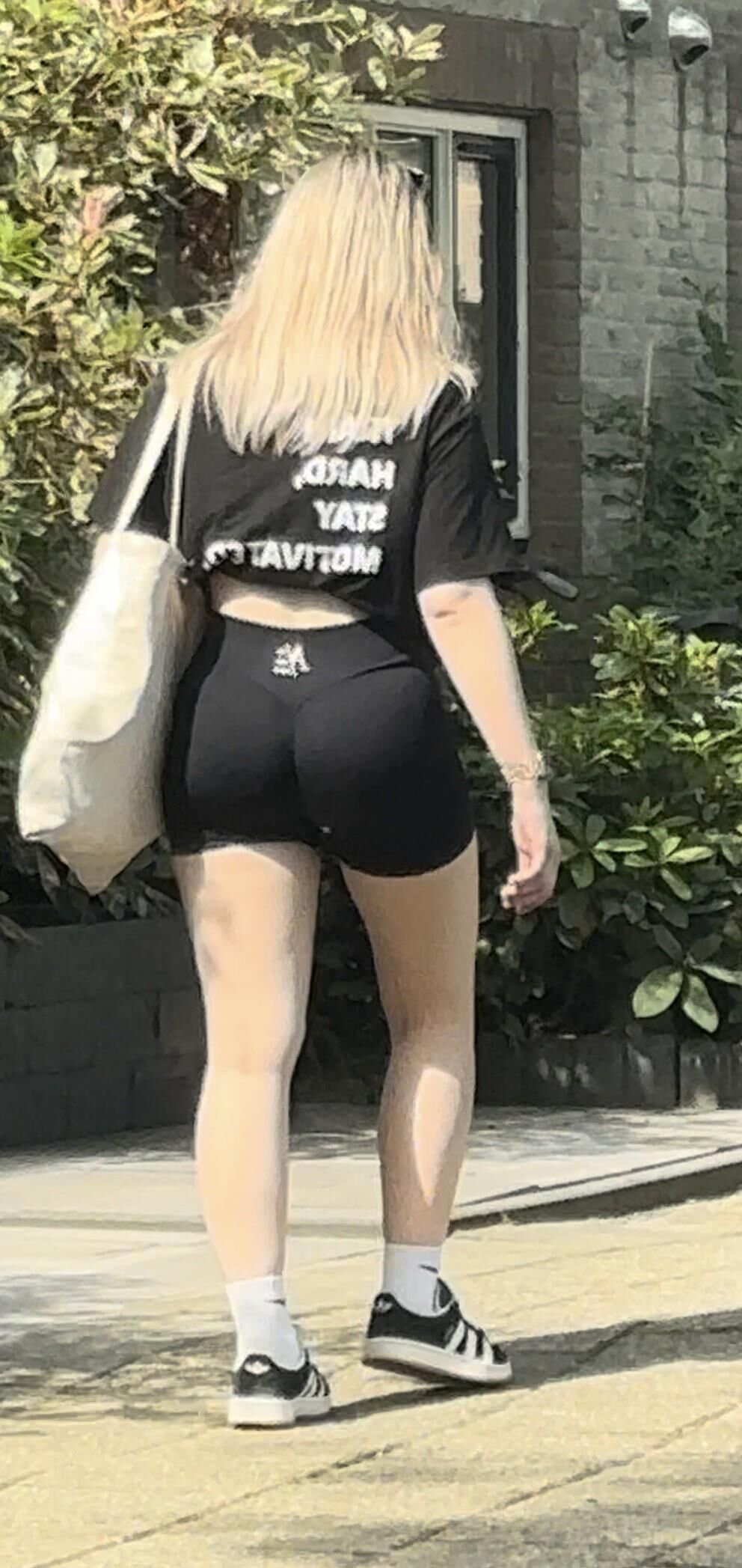 Big Ass yo Teen going the Gym