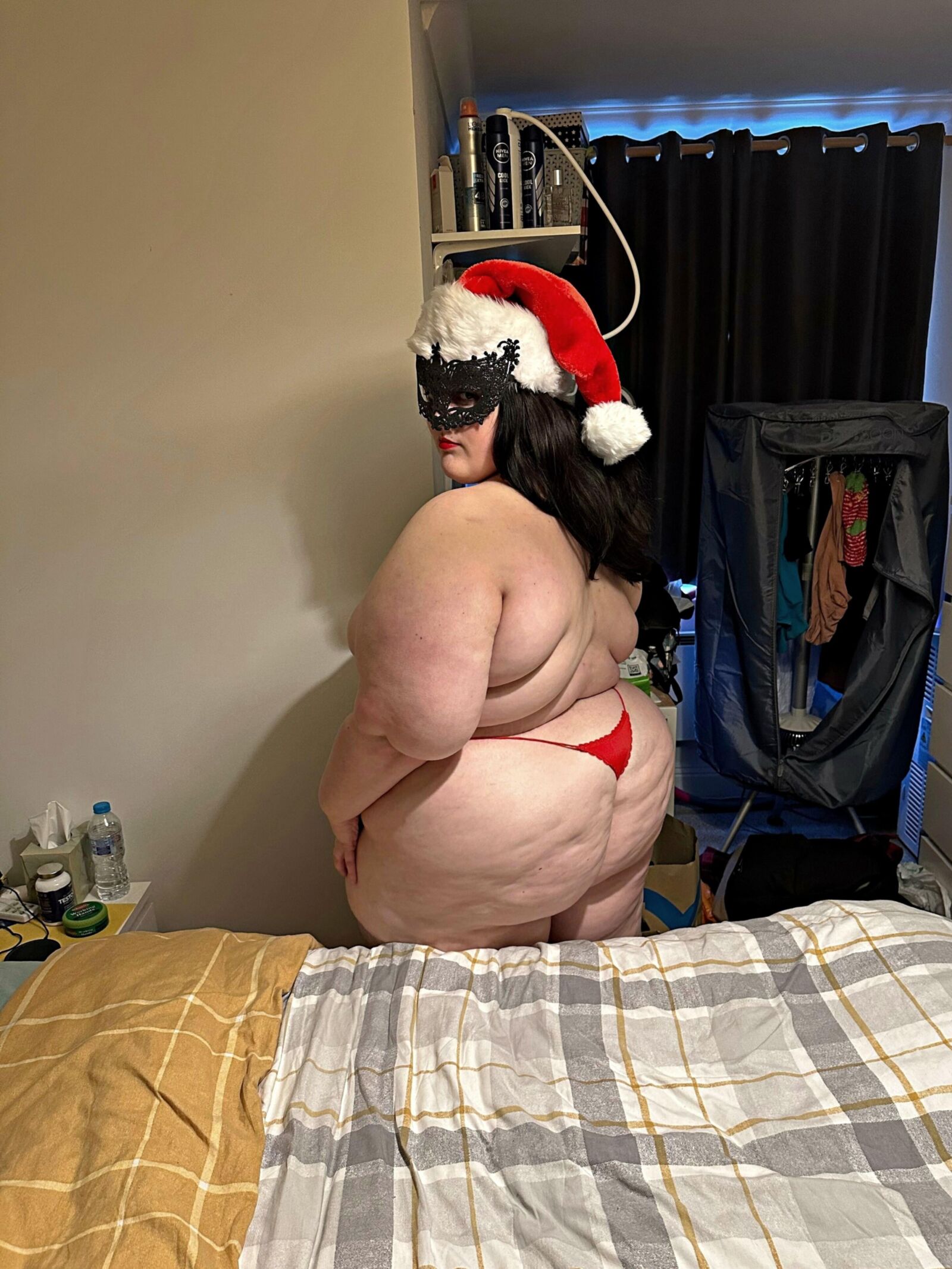 SSBBW Wife Showing Off Her Christmas Spirit