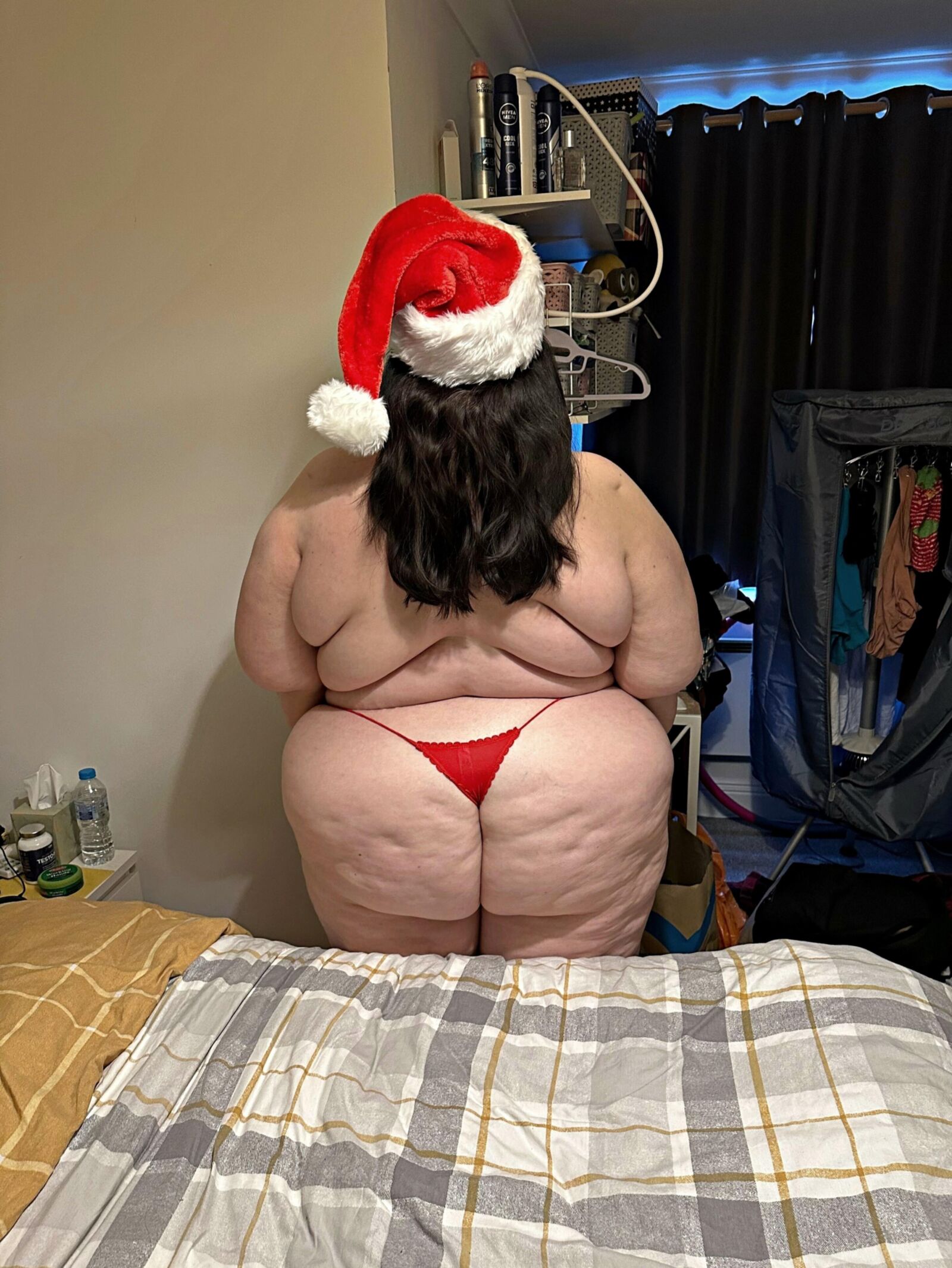 SSBBW Wife Showing Off Her Christmas Spirit