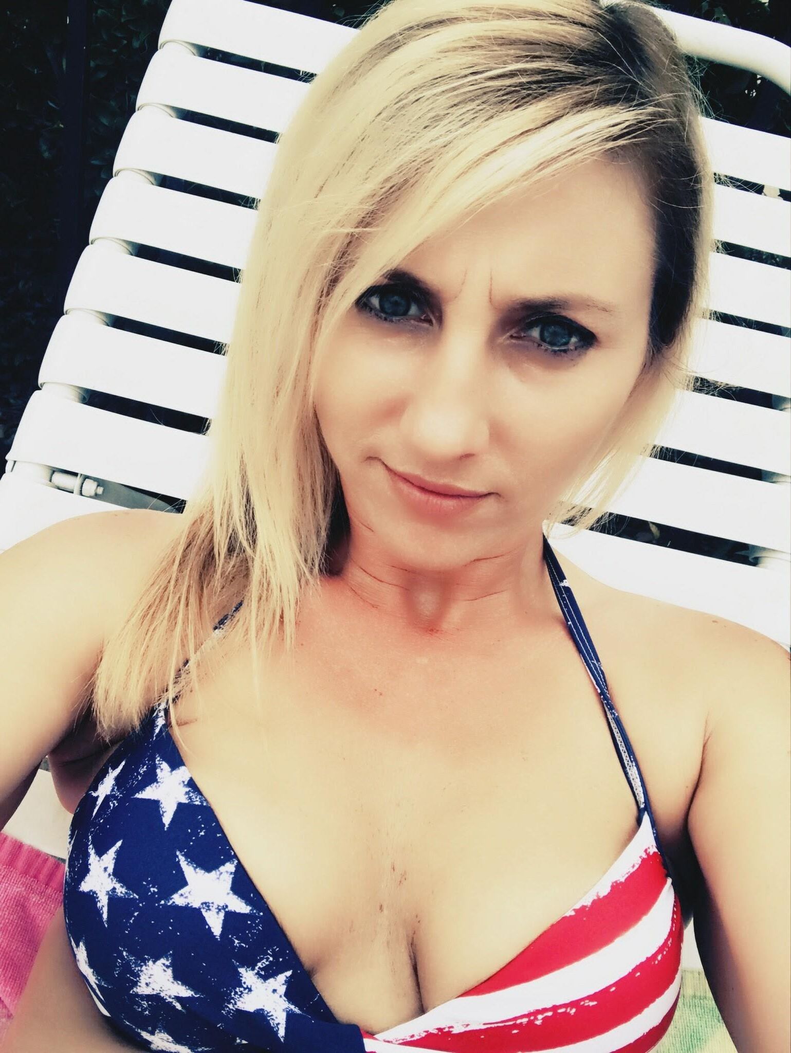 American mature selfie nudes