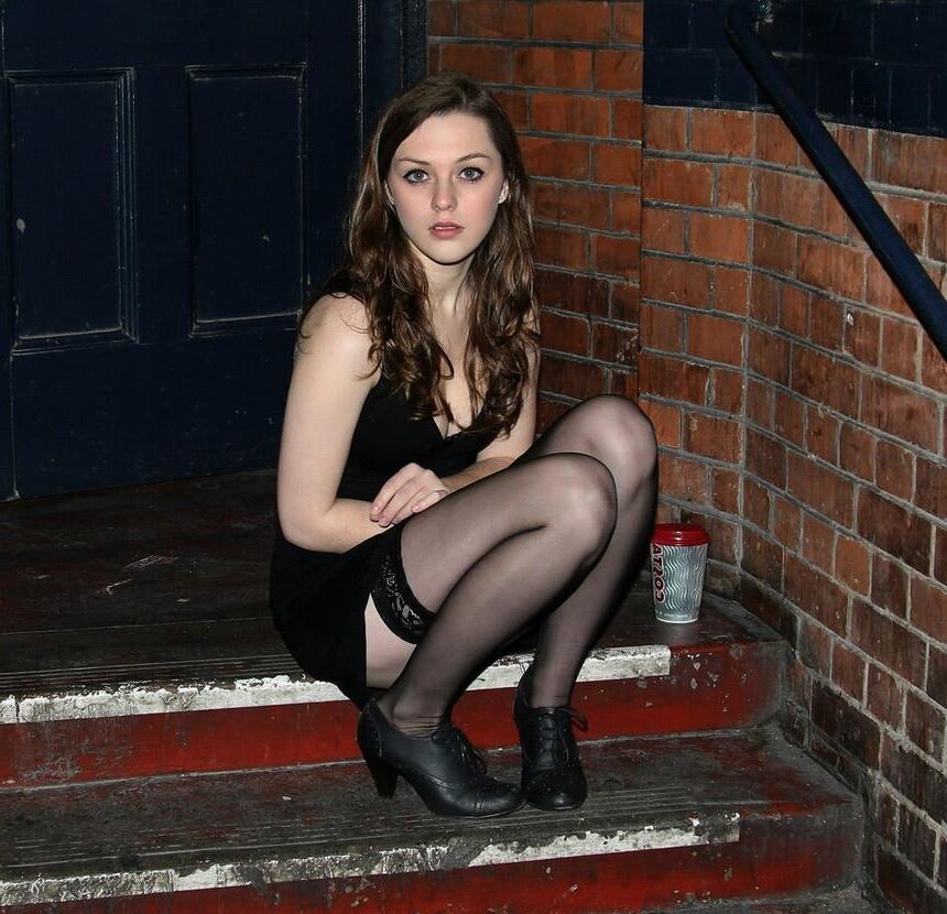 Young Pro Inside Imogen Dyer NN