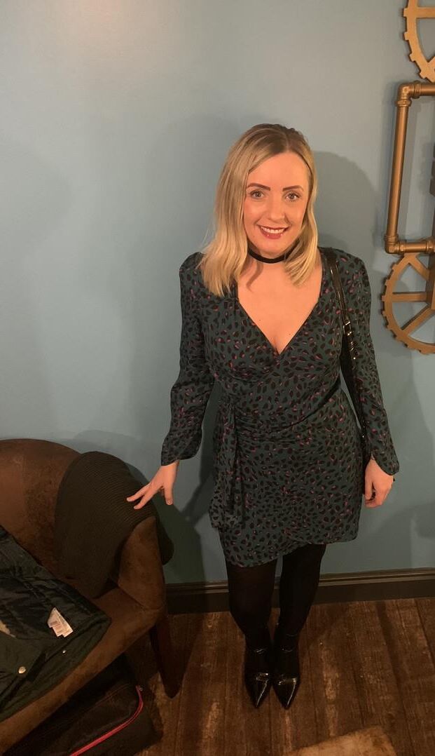 Jayne year old UK Milf. 