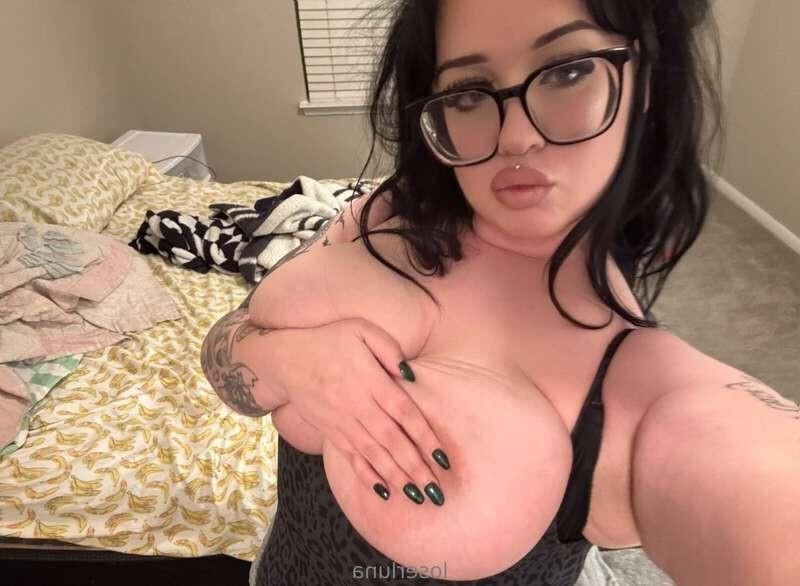 Luna Huge Ass Big Tits Beauty BBW Girl Mixed Hot Shots