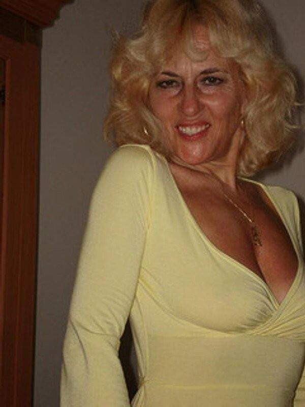 Blonde GILF