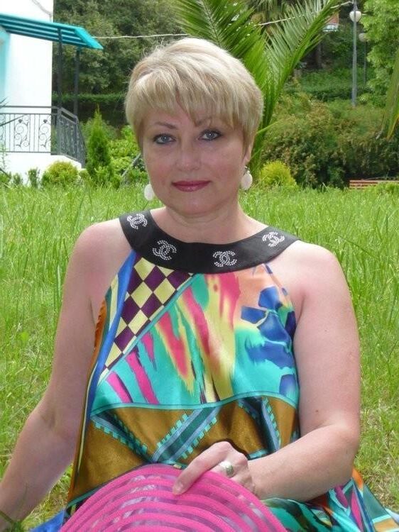 Russian mature blonde Alla from Rostov over Don