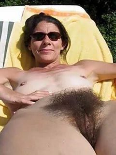 Ooooooh! Hairy Wimmen