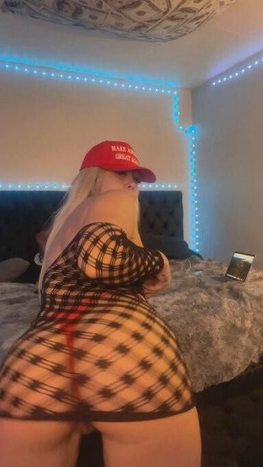 Maga Milf zahlt Reparationen an BBC