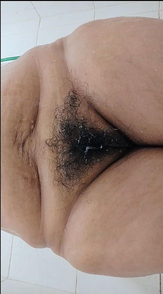 Hairy pussy 