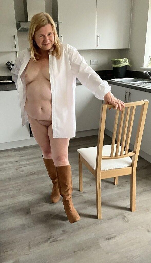 UK Milf Eva