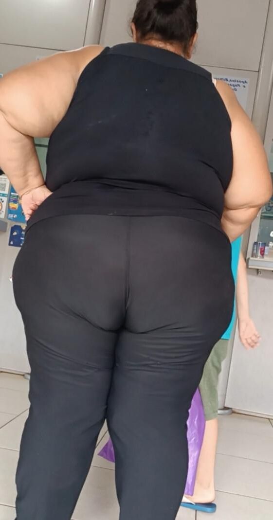 Gorda do cu enorme