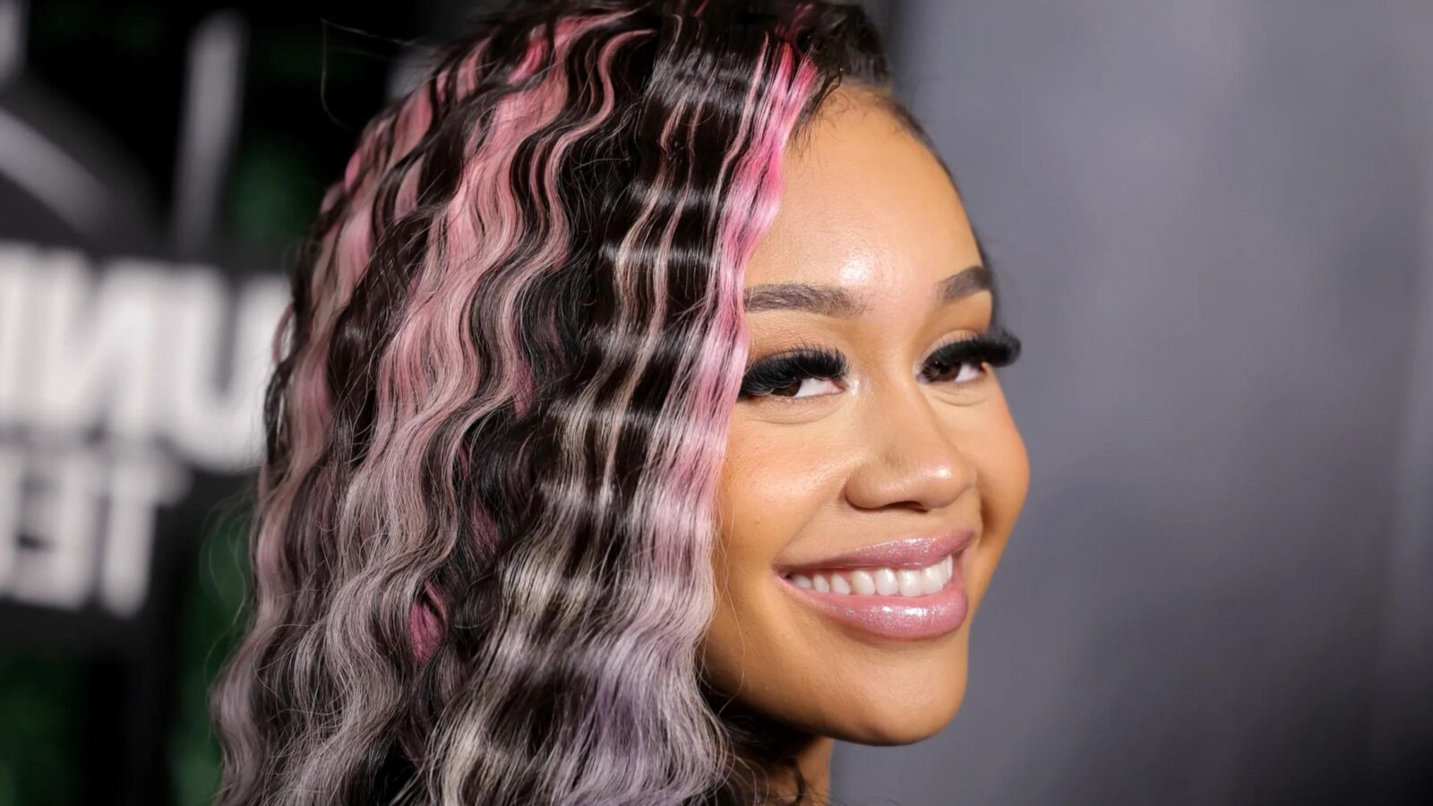 Saweetie (amerikanischer Rapper) ()