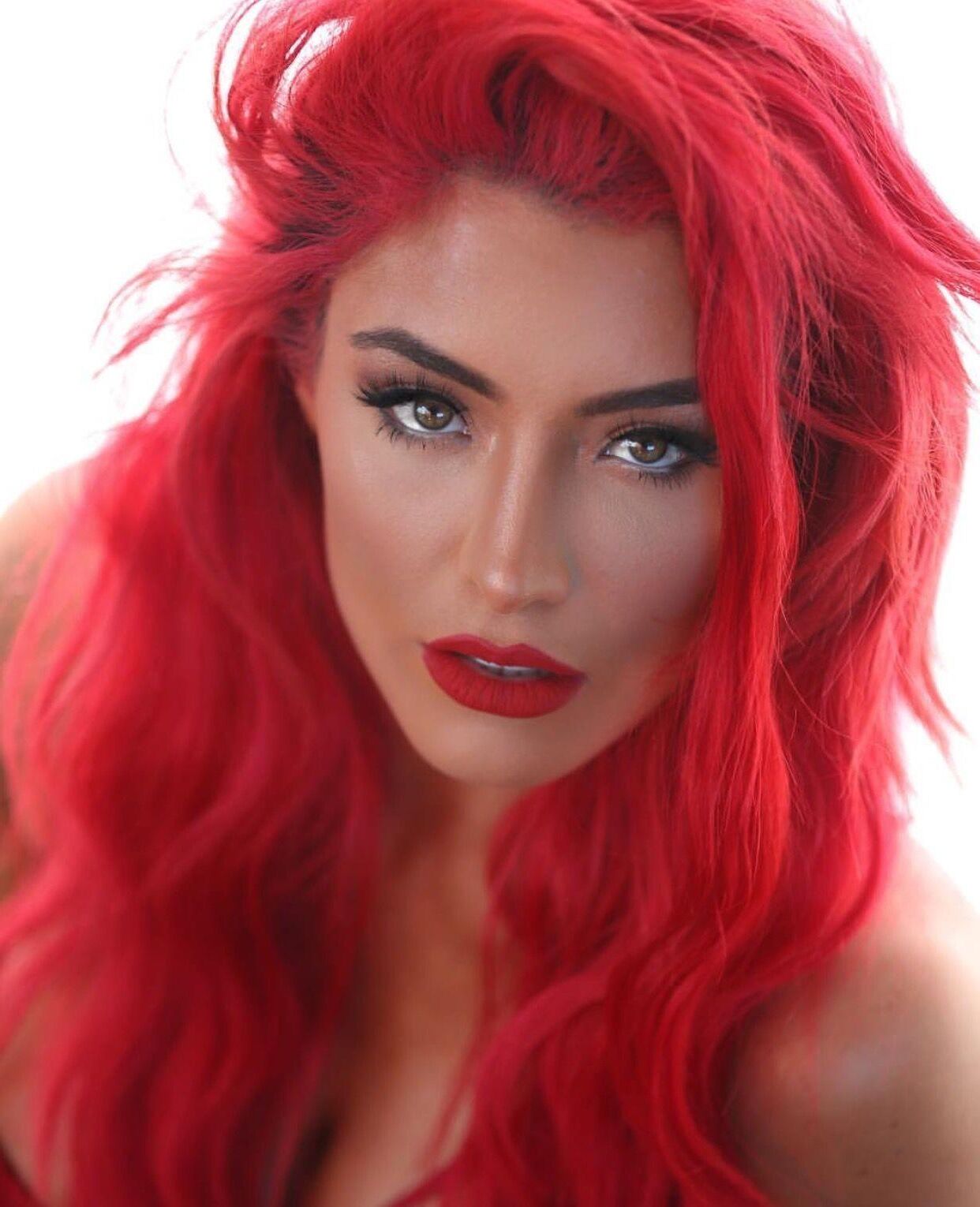 Eva Marie (WWE) ()