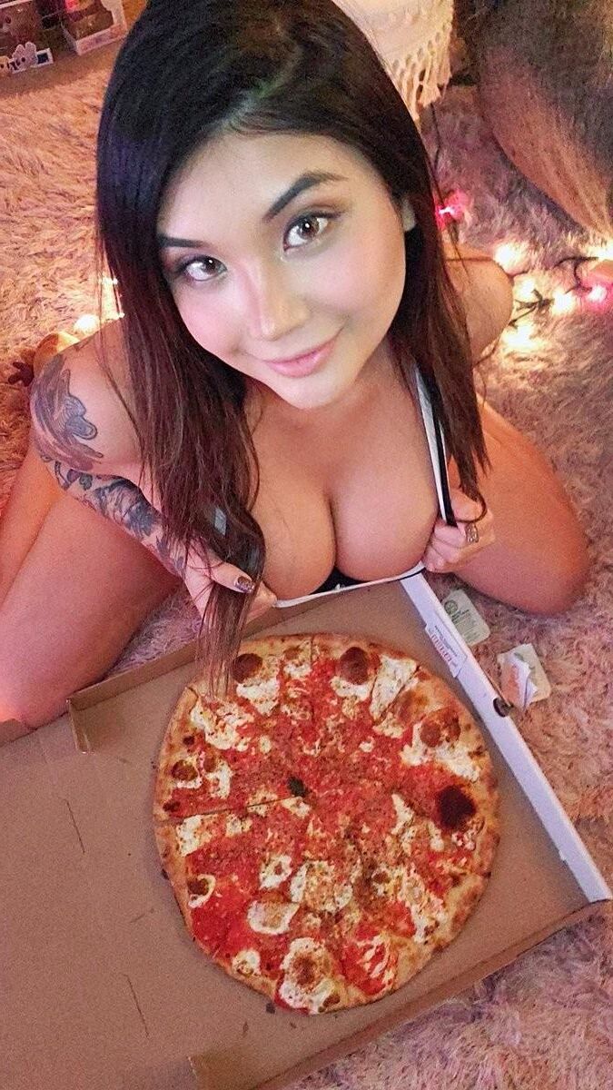 La pizza aime les filles