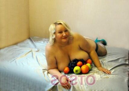 BBW Blonde reife Elena aus Moskau