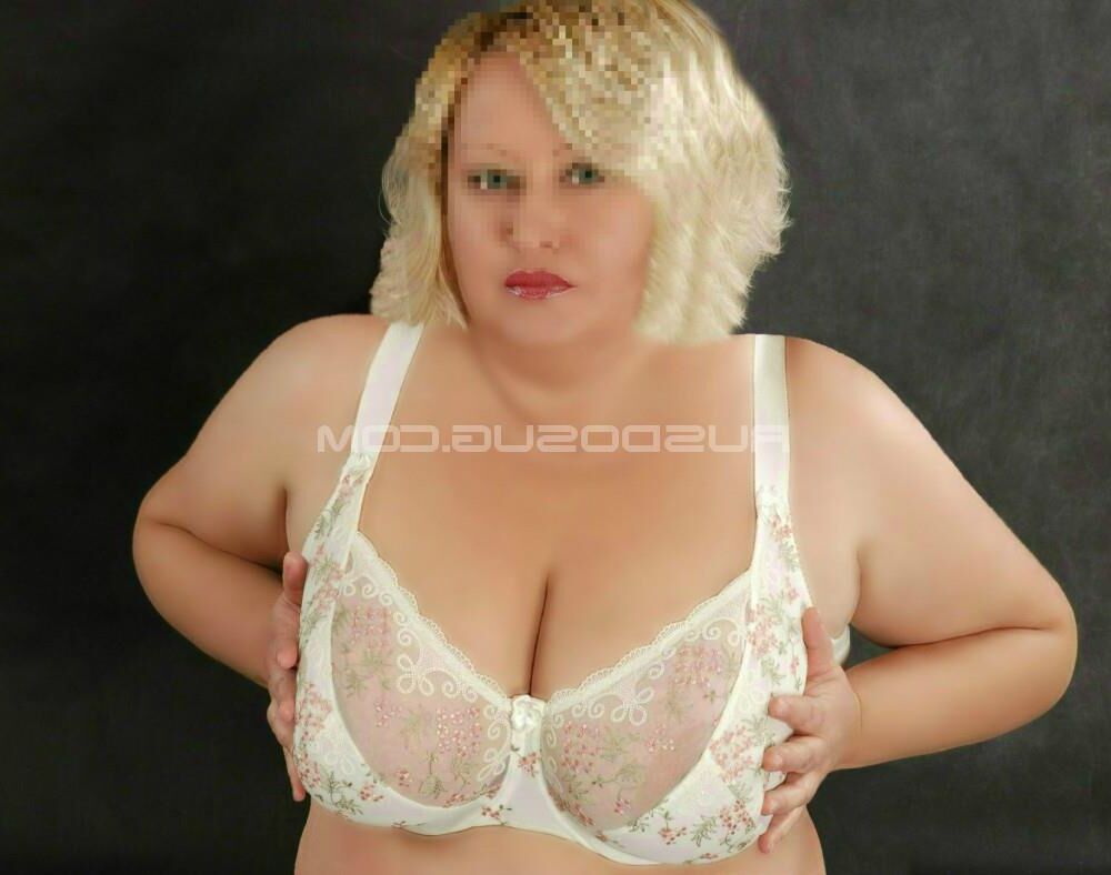 BBW Blonde reife Elena aus Moskau