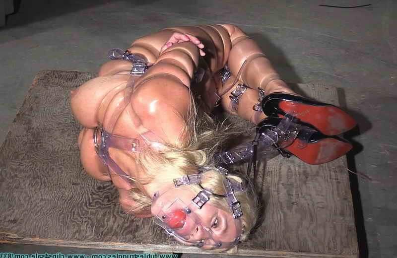 Ojalá fuera la chica de Bondage Hogtie