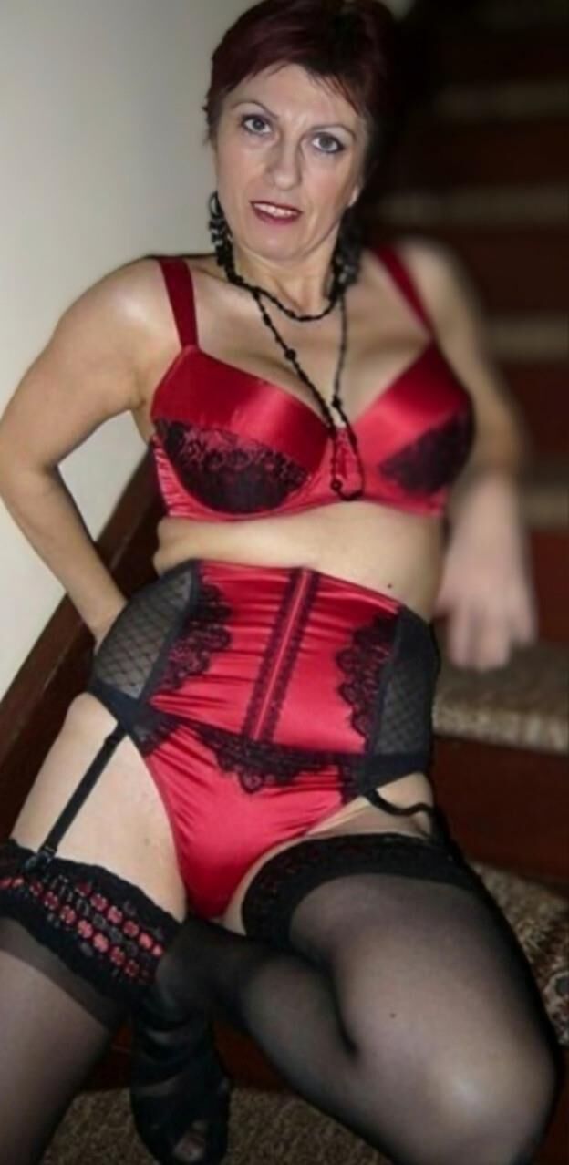 Lingerie mature est