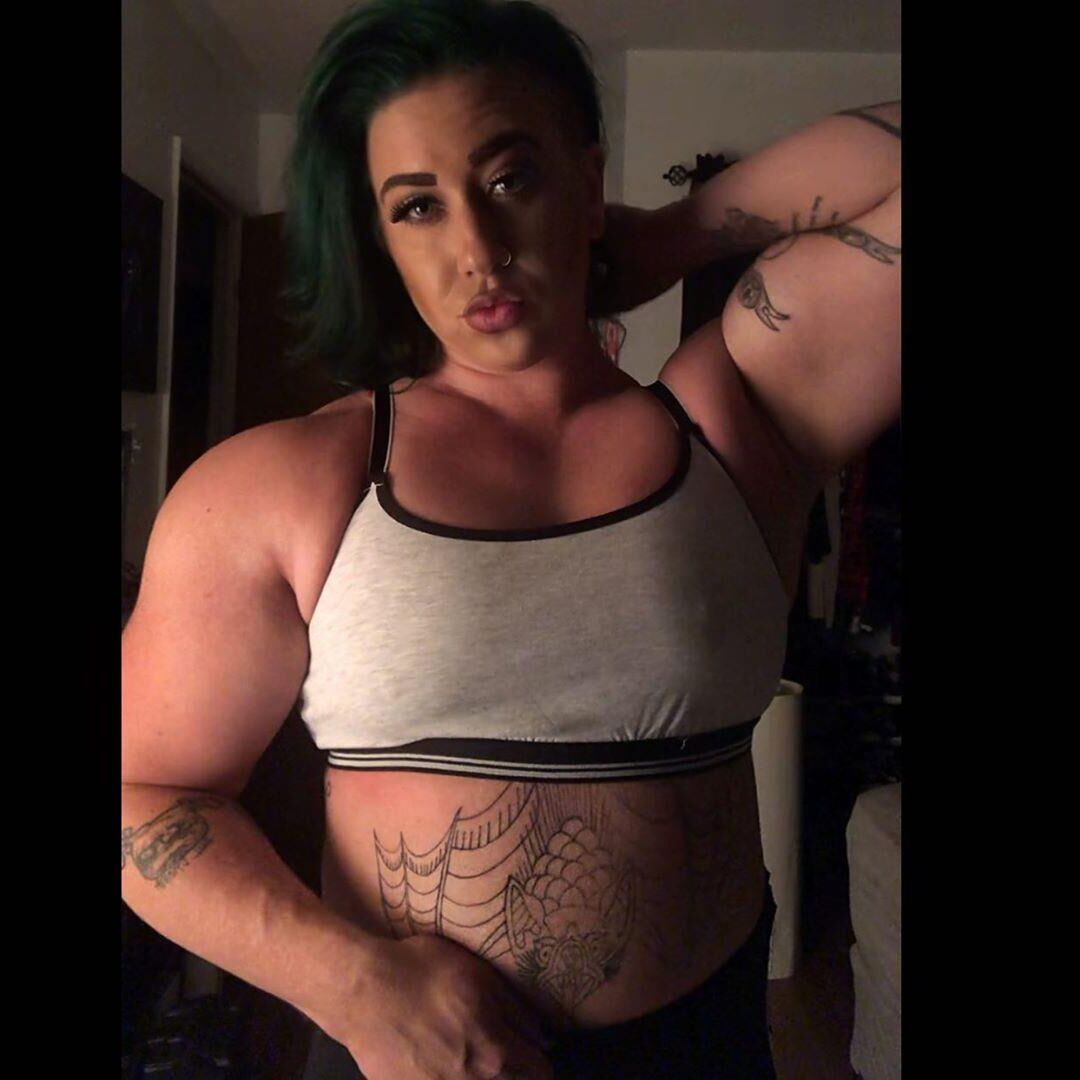 Muscle Girls Thicc, mächtige, sexy Pawgs!