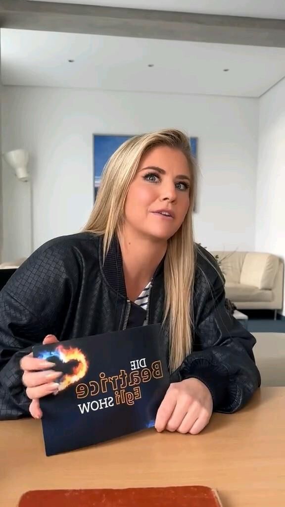 Beatrice Egli Die blonde Sexkönigin