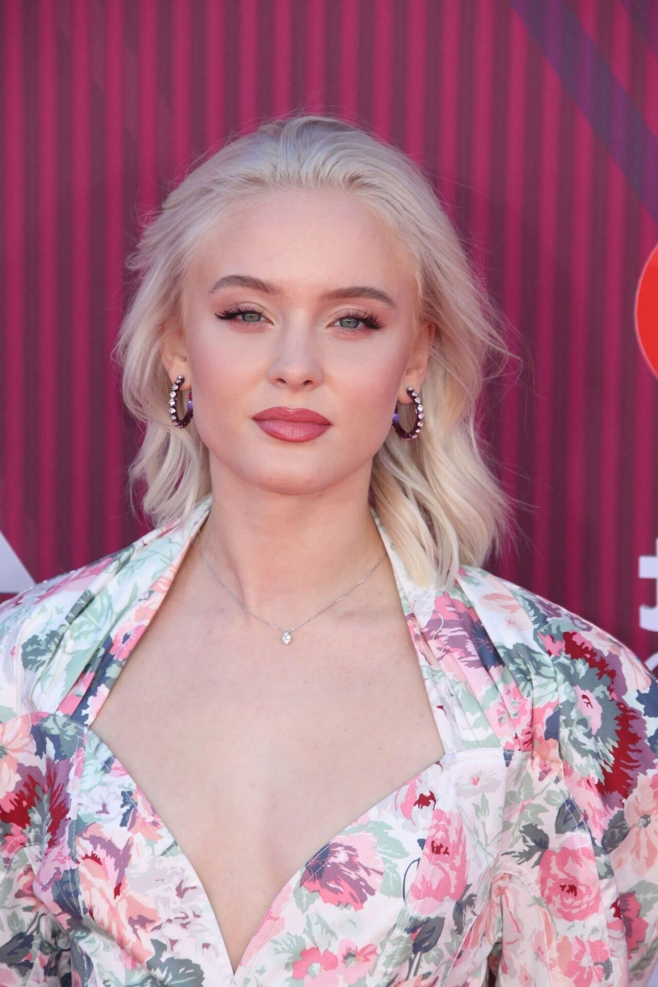 Zara Larsson bei IheartRadio Music Awards