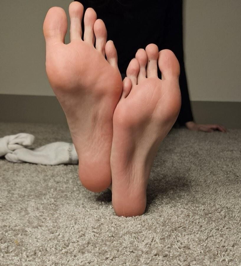 Gorgeous Bare Feet