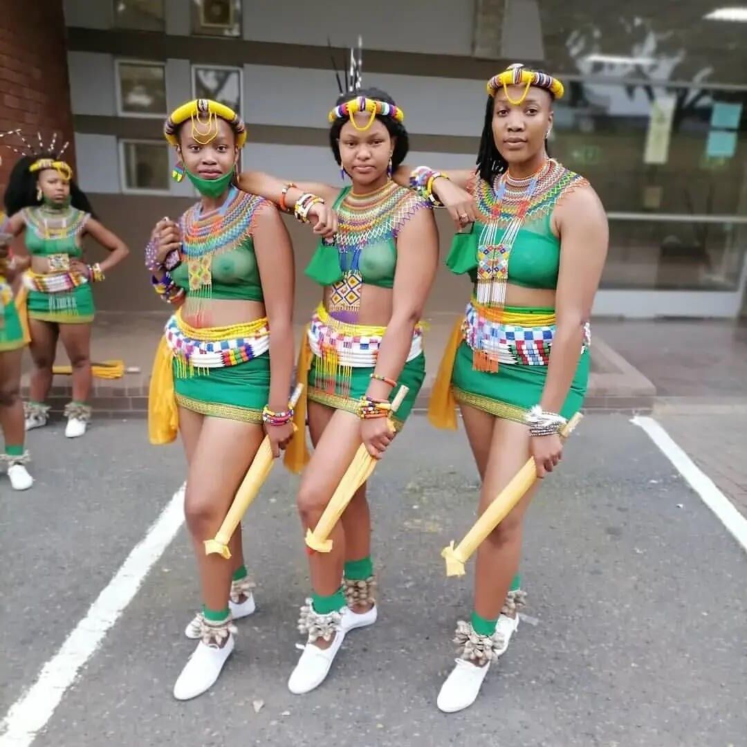 Zulu Maidens 