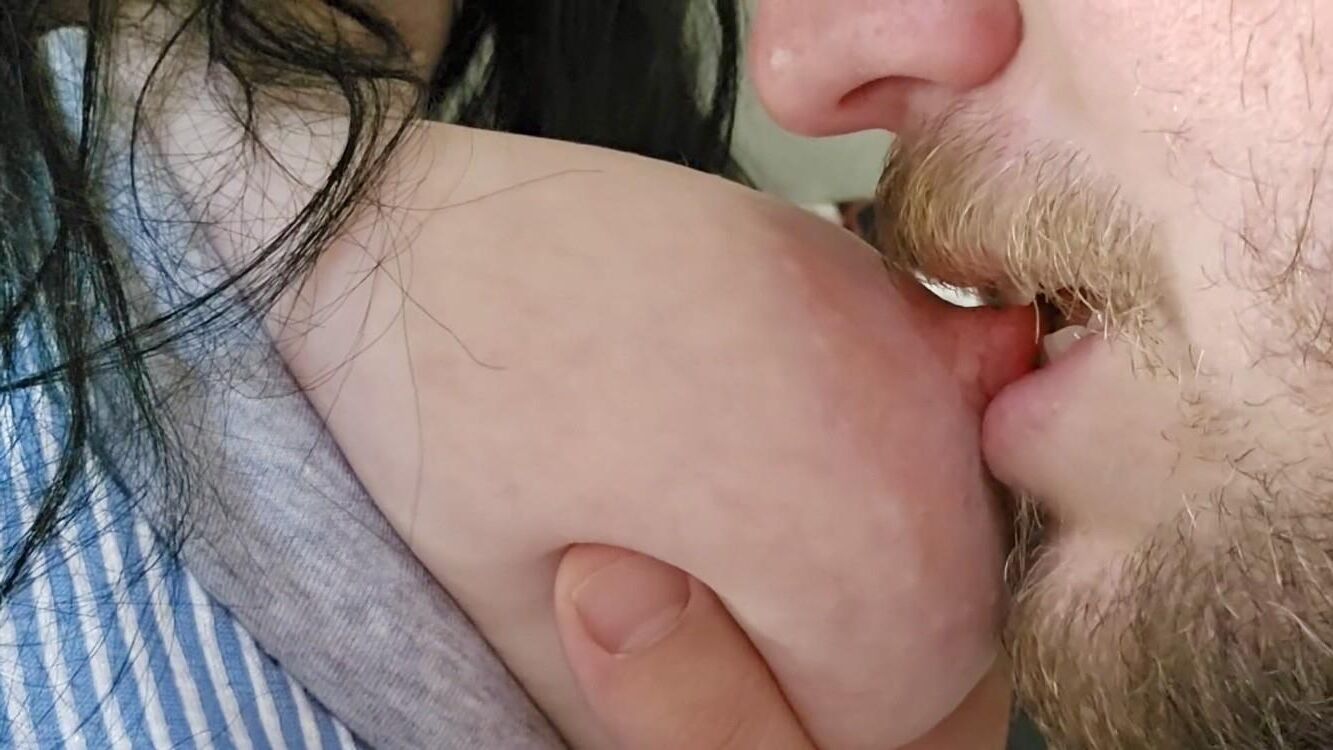 I love it when he suck and nibble my nipples