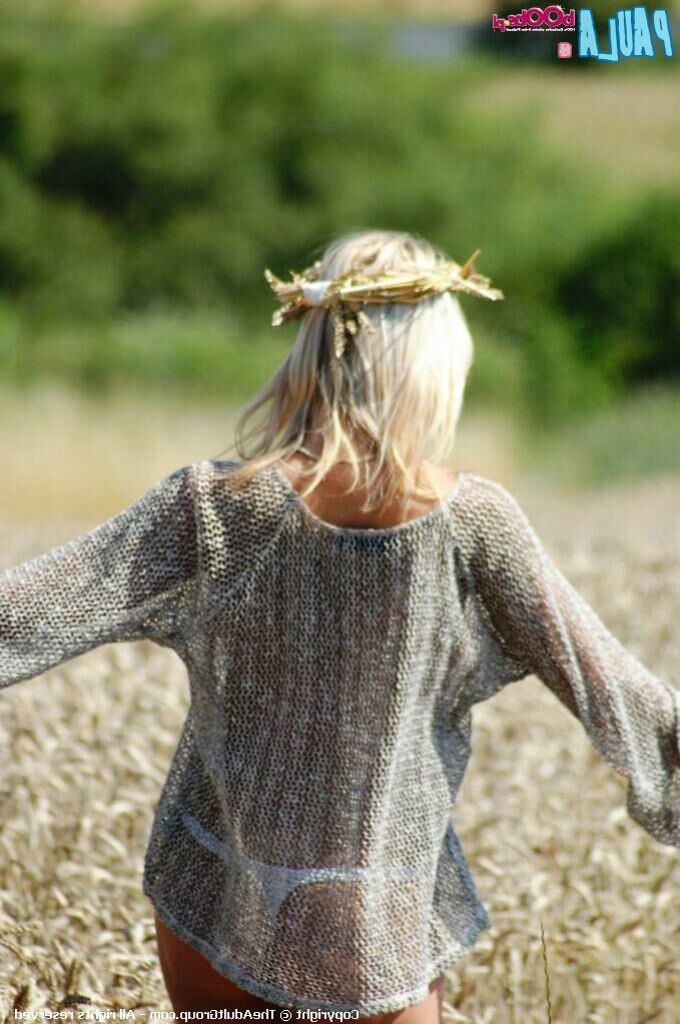 Carol Goldnerova as Paula Dancing In the Field