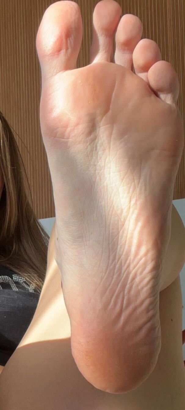 Feet Female Teen 