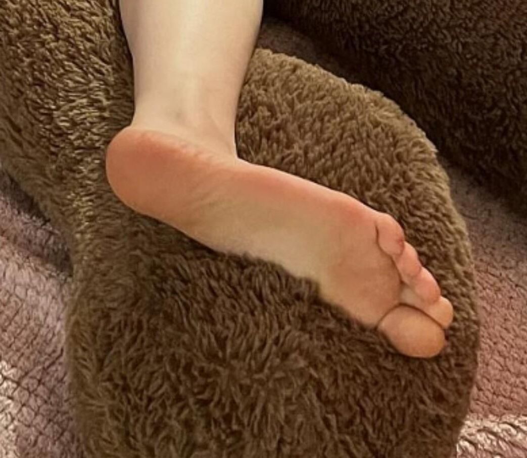 Feet Female Teen 