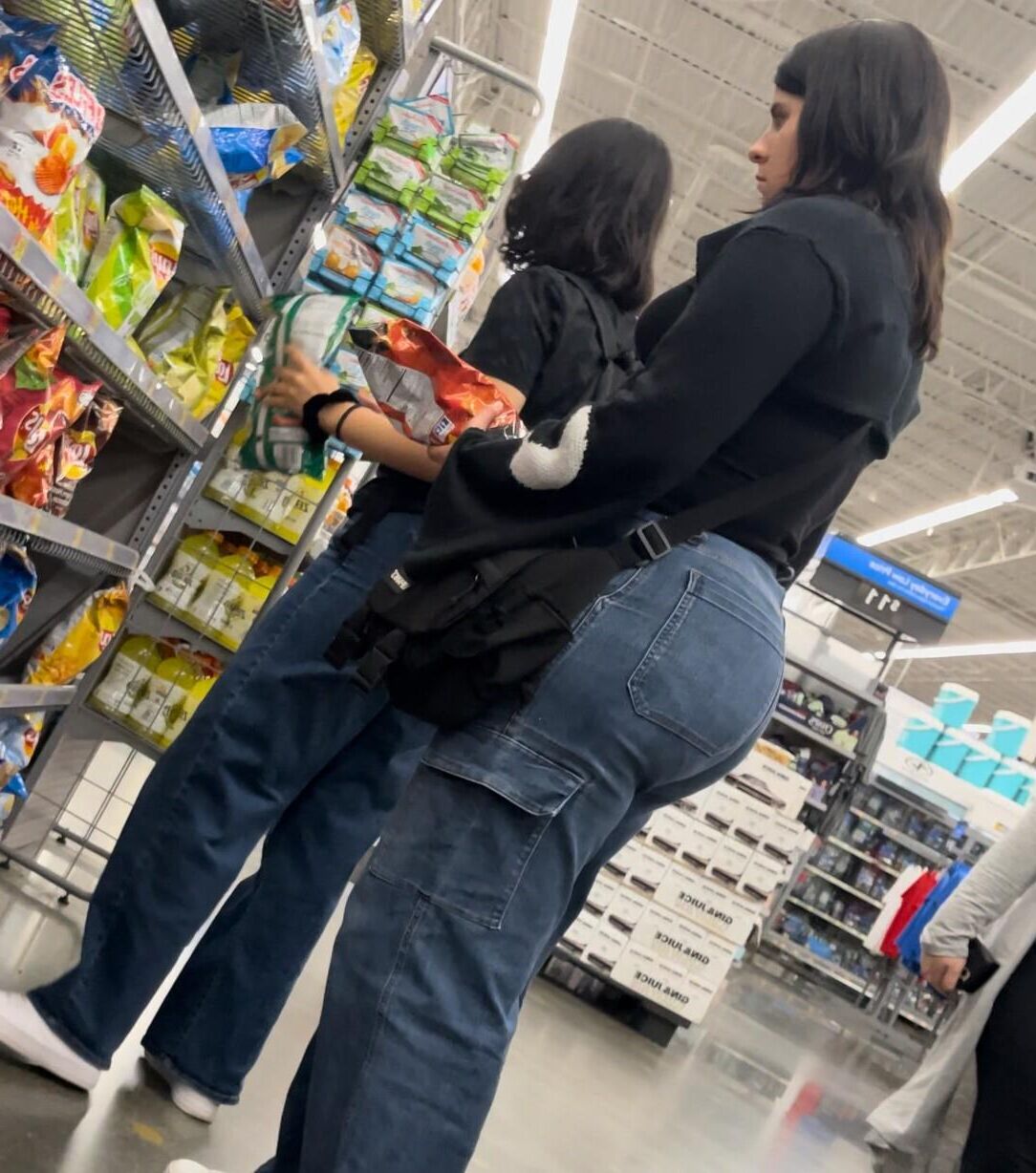 Candid Pawgs Tight Jeans and Pants