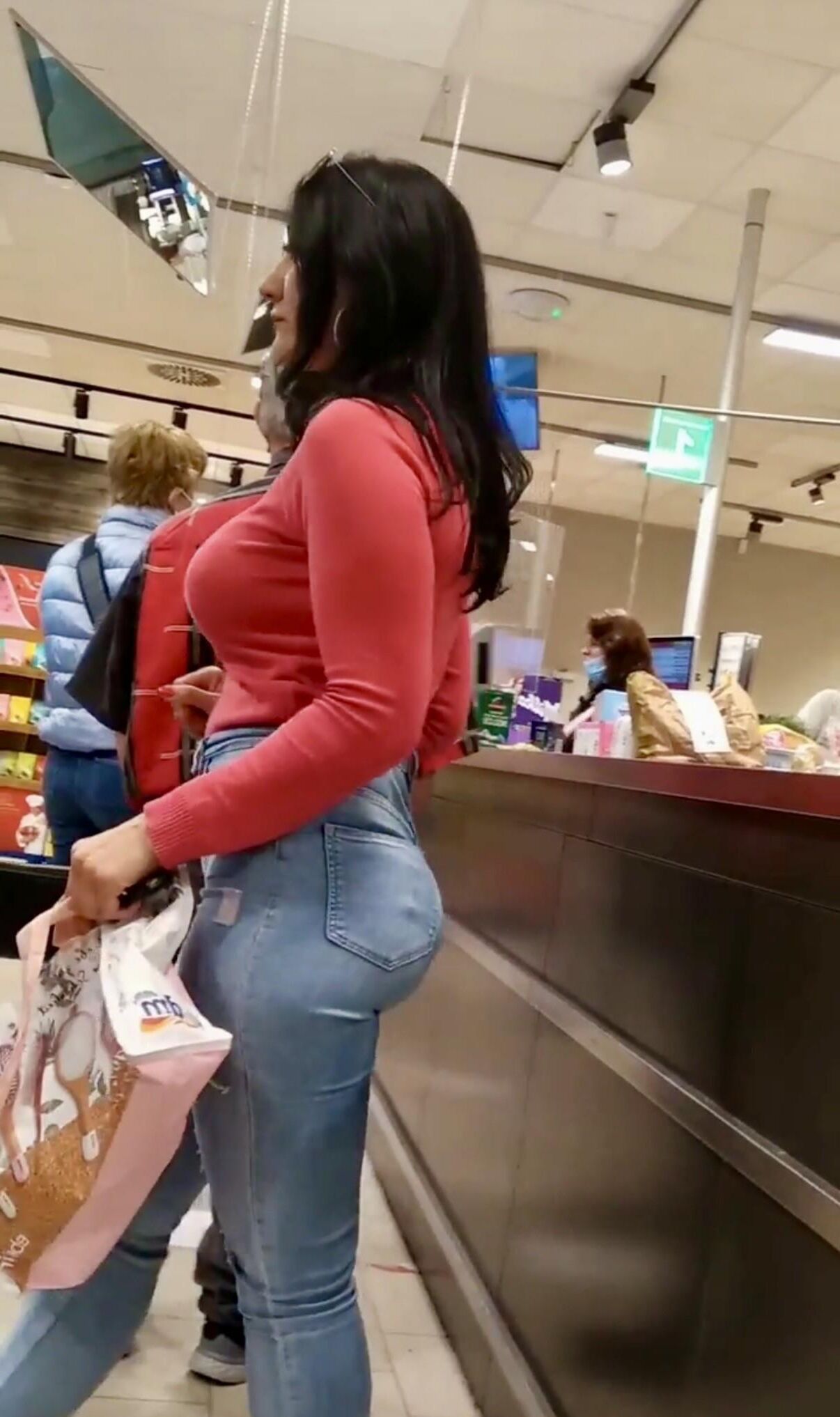 Candid Pawgs Tight Jeans and Pants