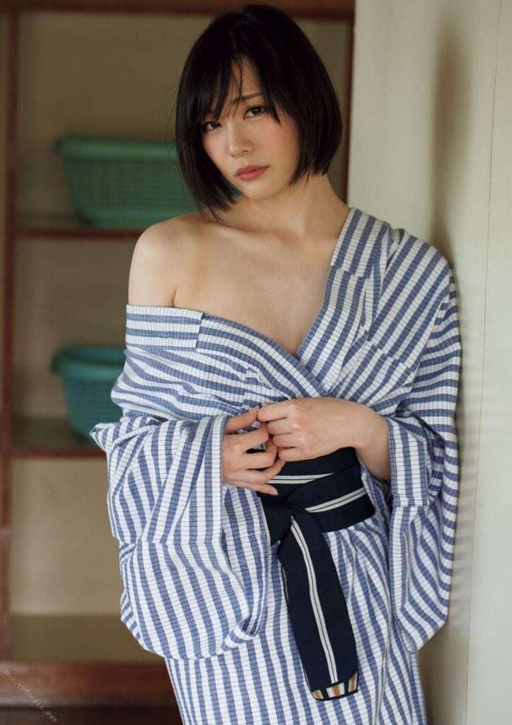 Airi Suzumura Photobook Day der Liebe