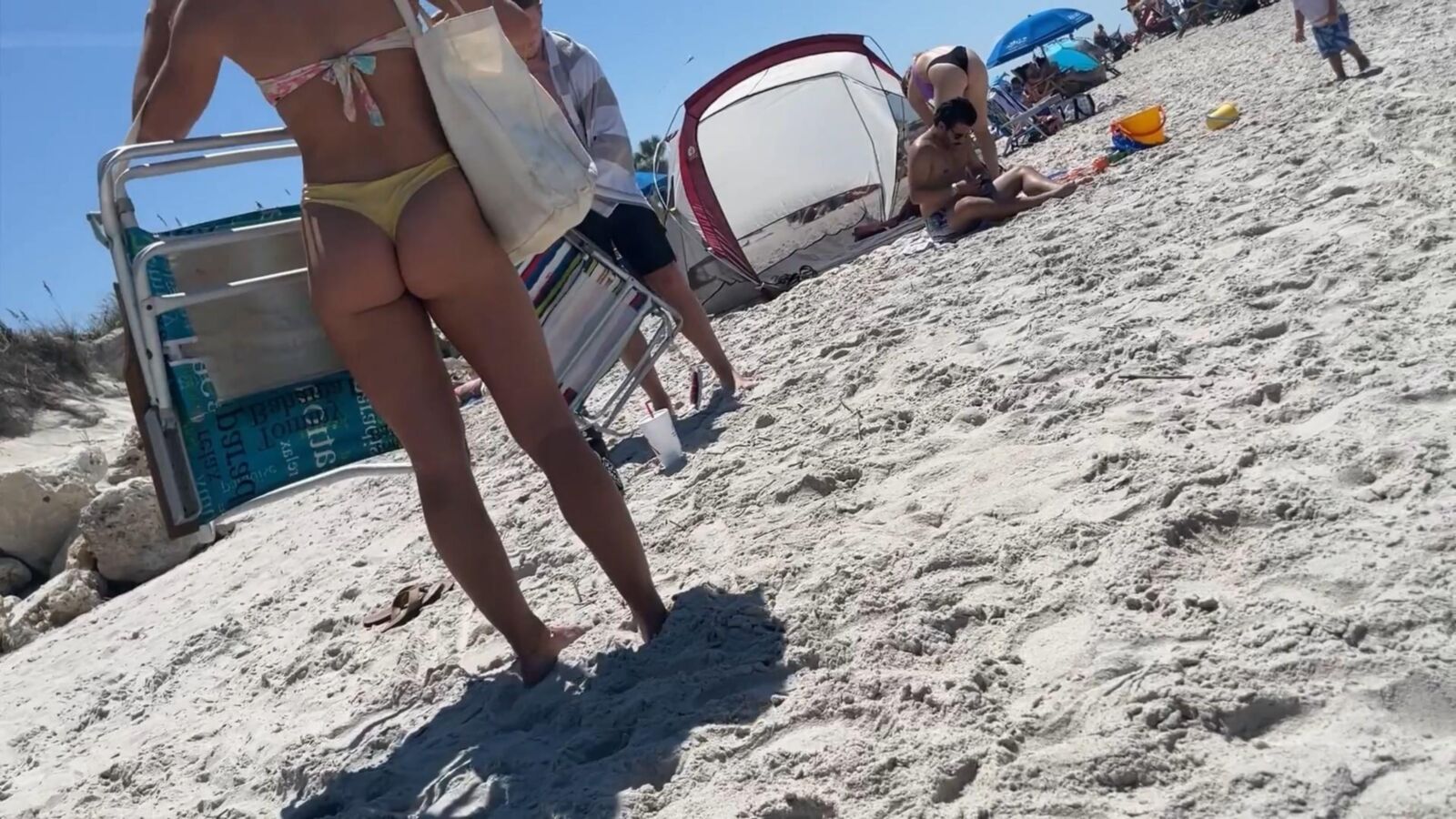 Spectacular Sexy Teens In The Beach 