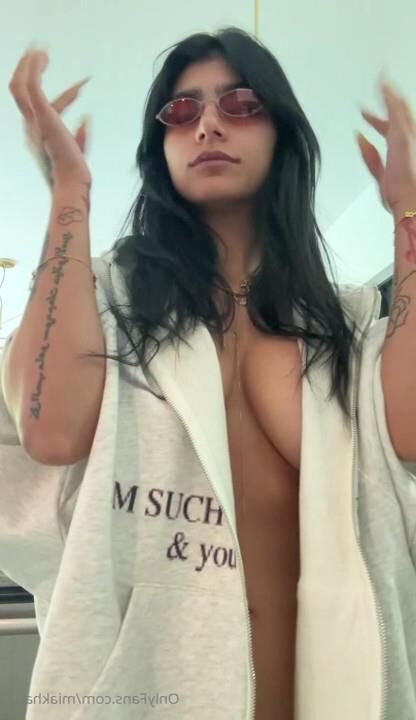 Mia Khalifa Album 