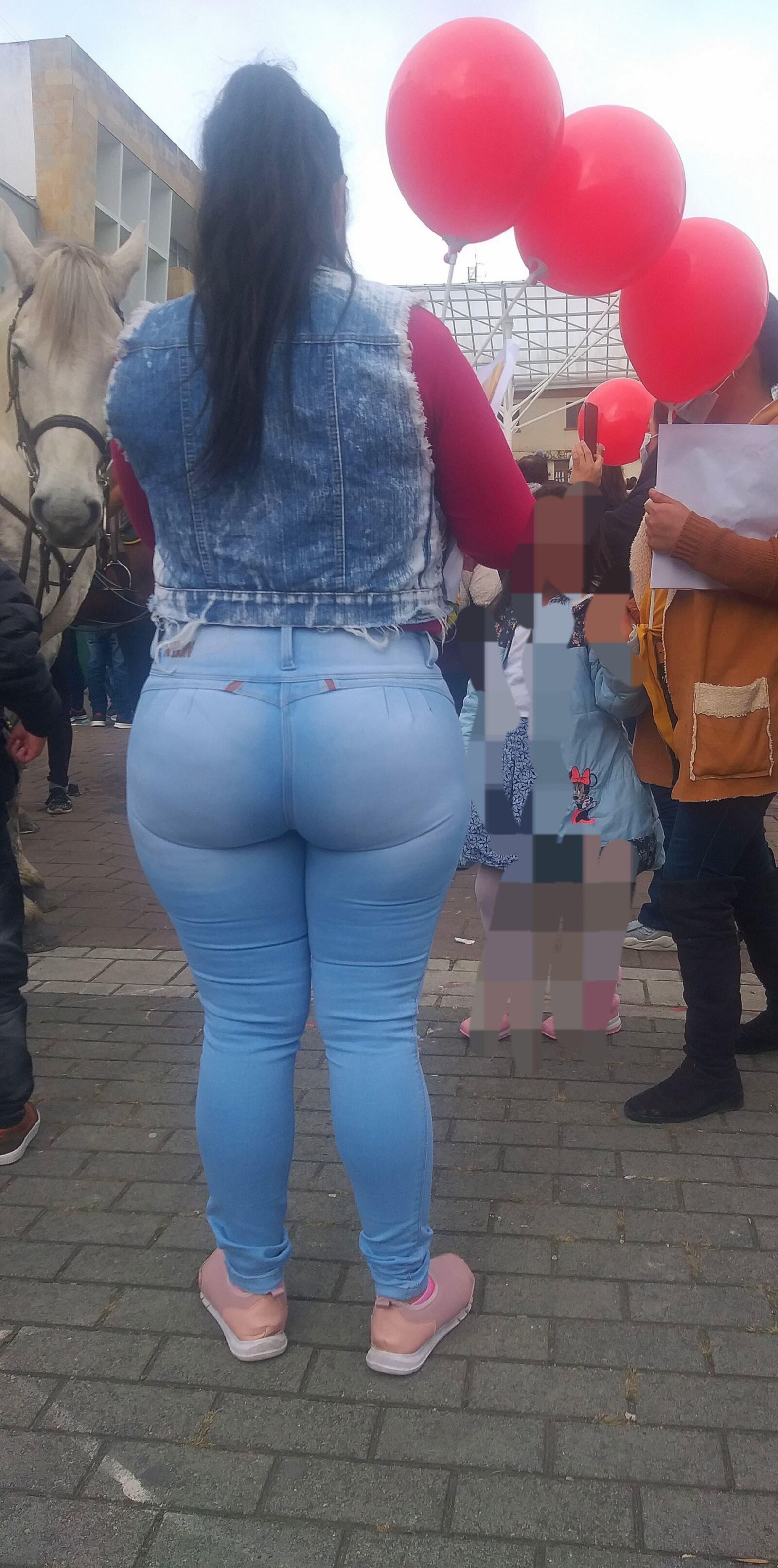 Candid Pawgs Tight Jeans and Pants