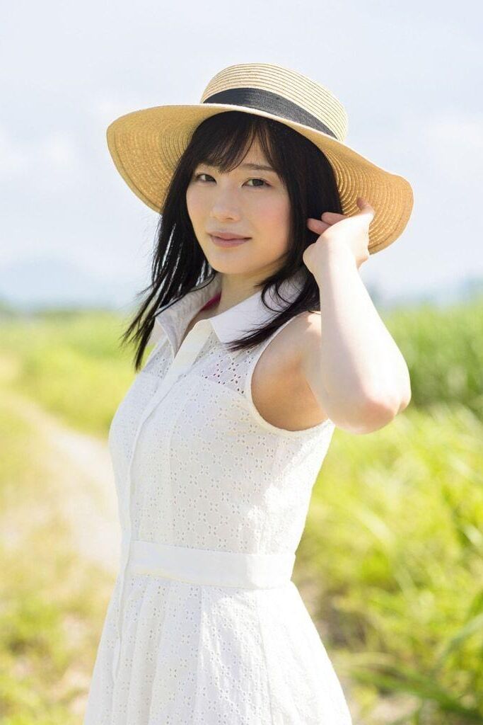 Airi Suzumura Photobook Okinawa Foto Nr. Shining