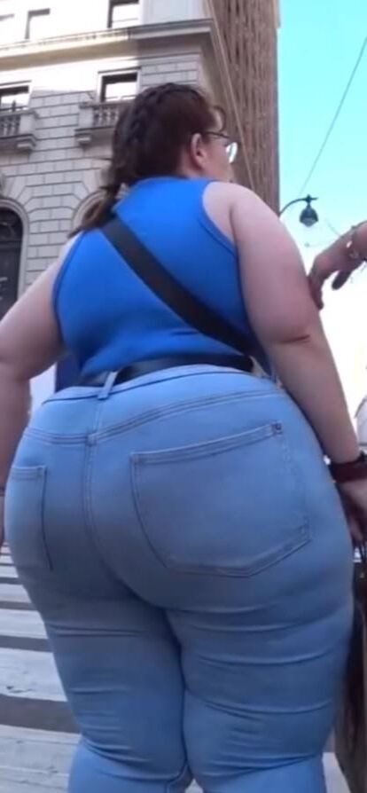 Candid Pawgs Tight Jeans and Pants