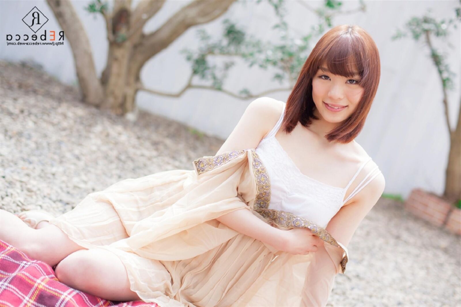 Airi Suzumura Rebecca Digitales Fotobuch The Sound of White Bell