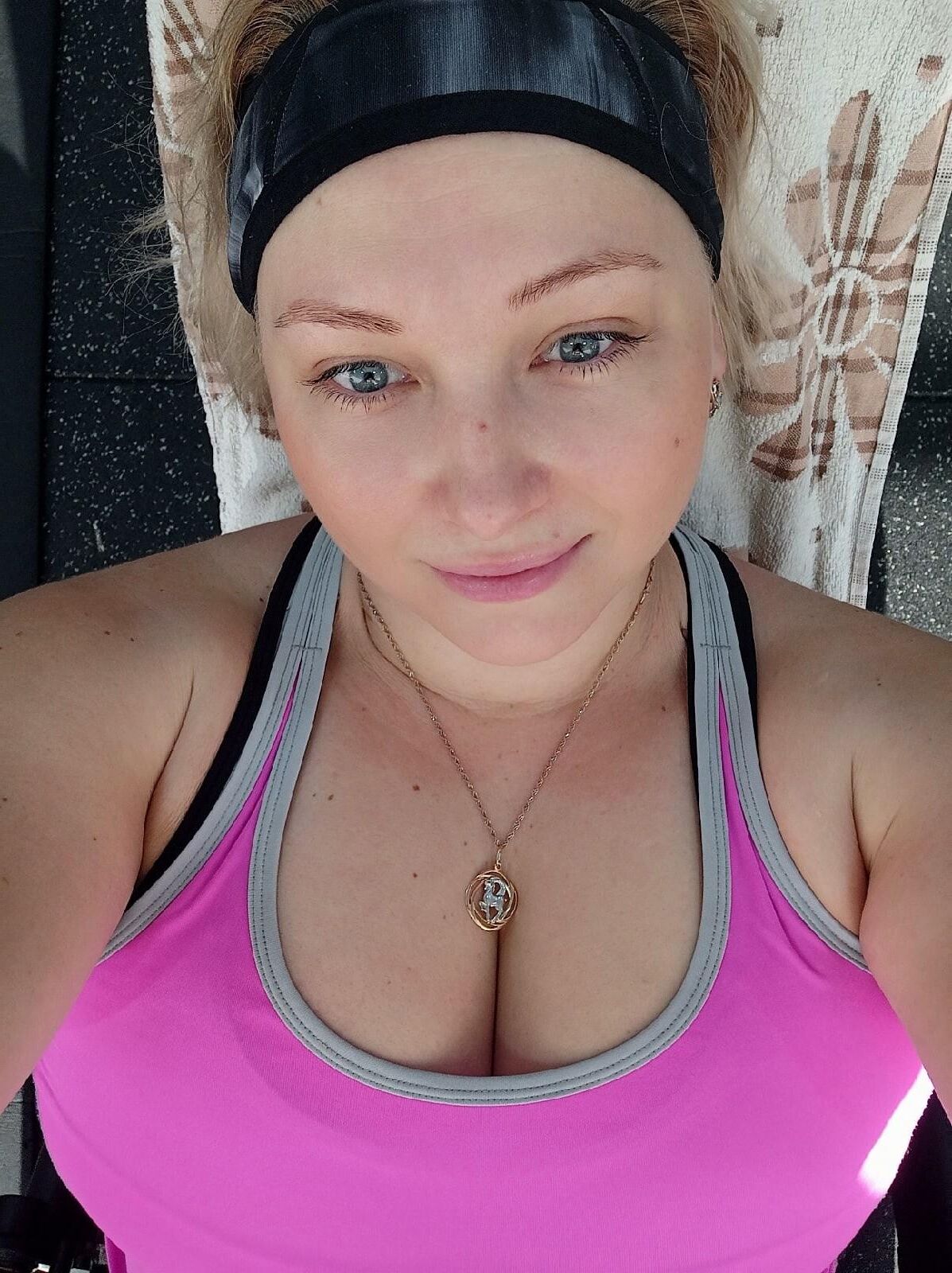 Chubby blonde Olga from Tiraspol in Moldova