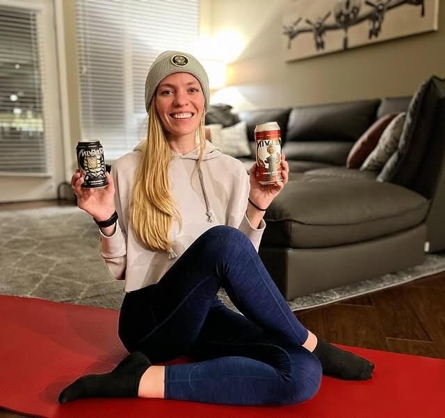 Brooke Larson (@Beeryoga)