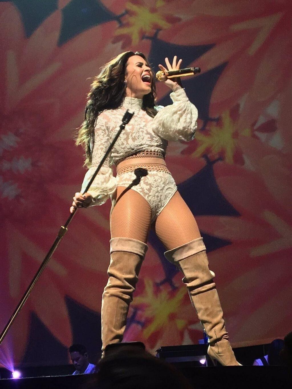 Demi Lovato se apresenta em Dallas,