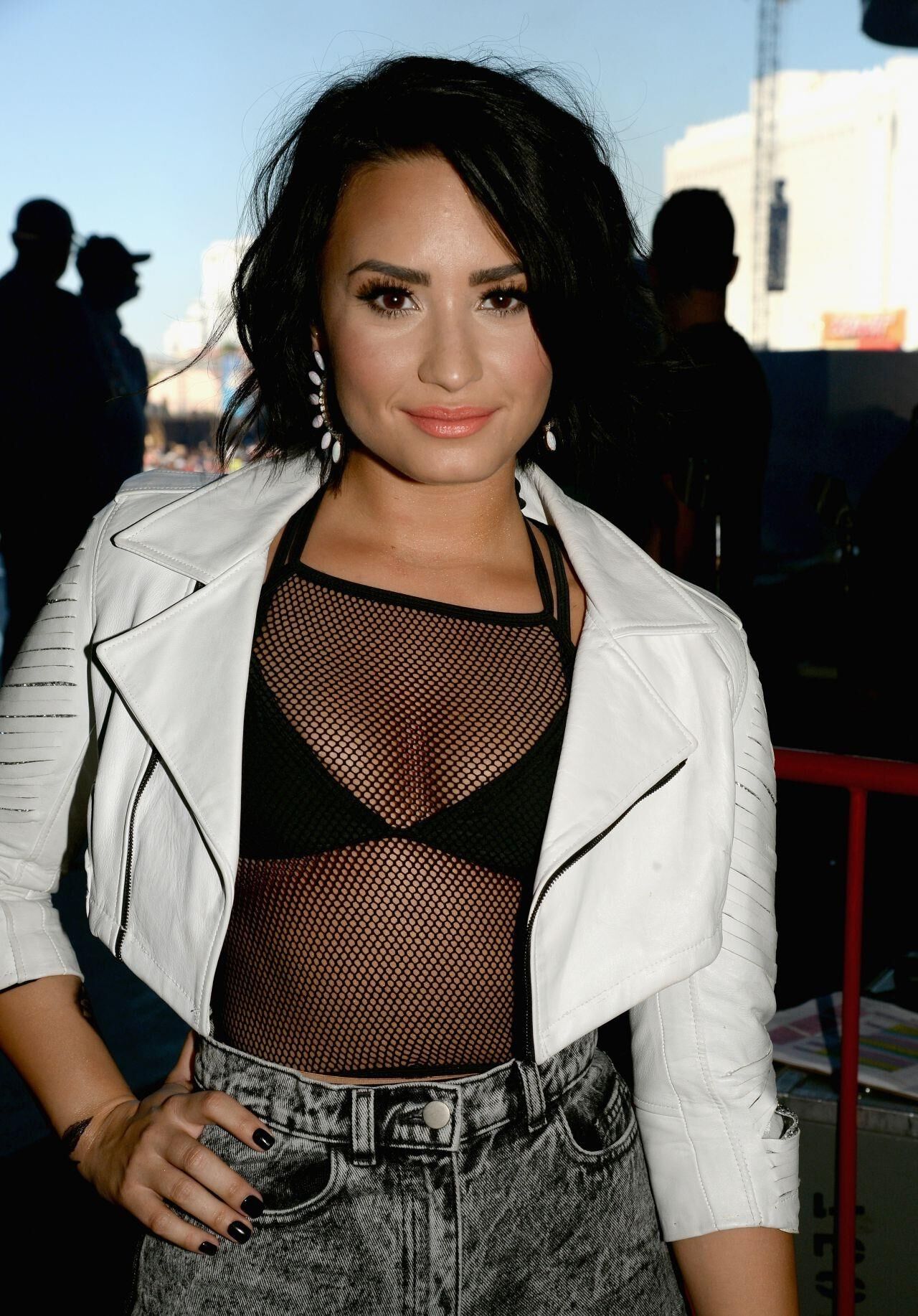 Demi Lovatoは、Iheart Radio Music Festival Villageで演奏します