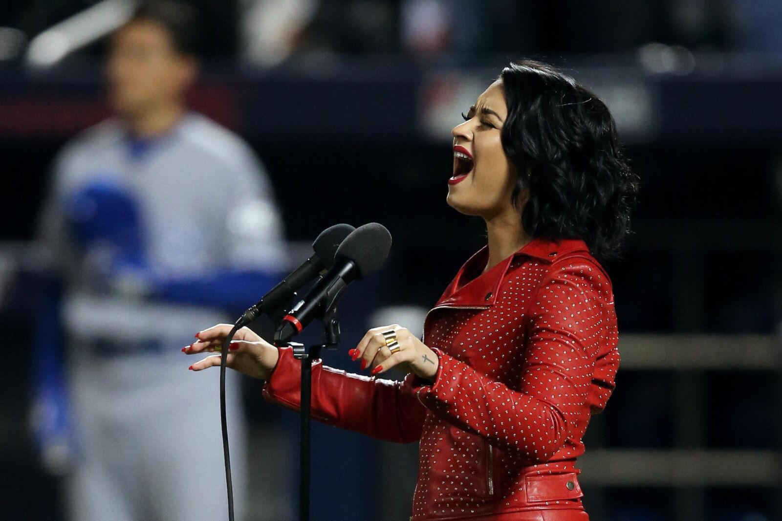 Demi Lovato - MLB World Series Game vier auf dem Citi Field