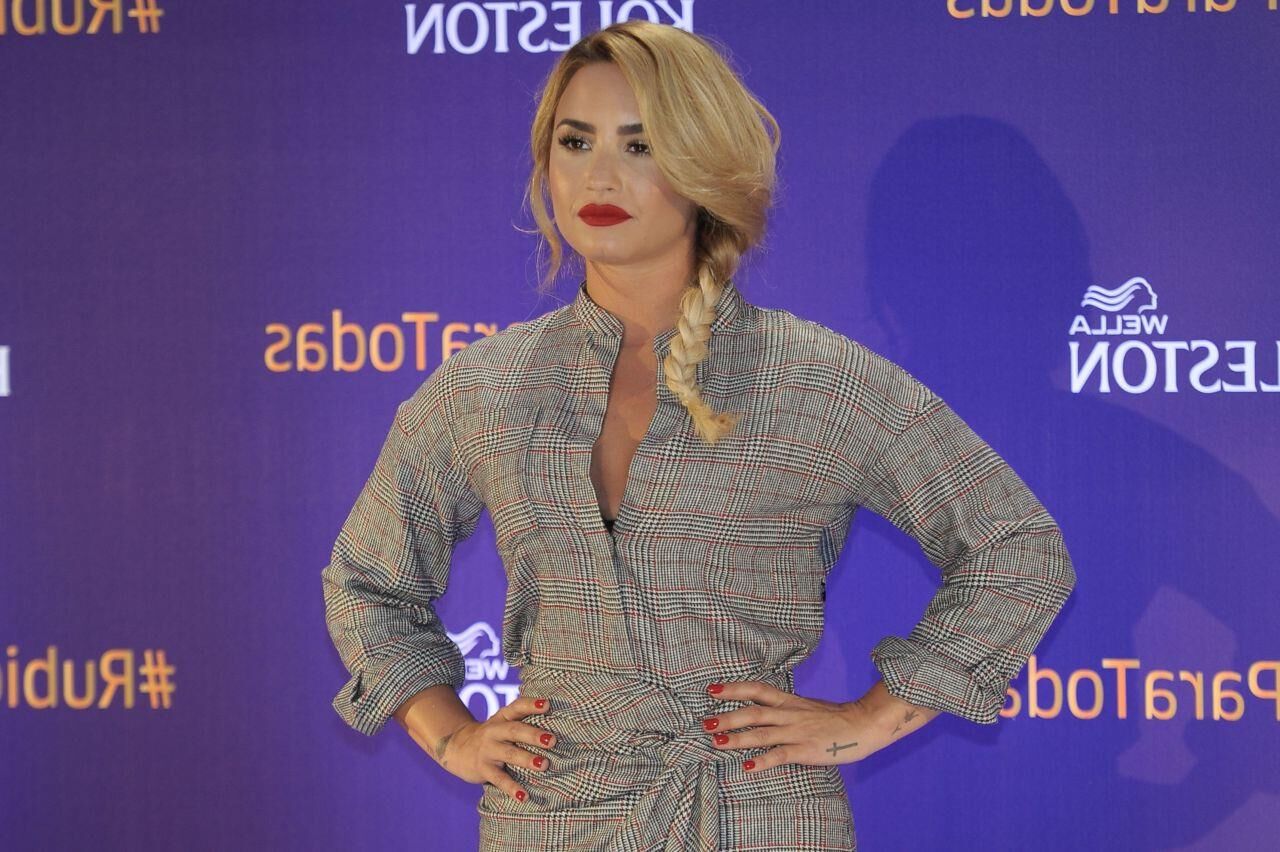 Demi Lovato - „Koleston Astonishing Blonde