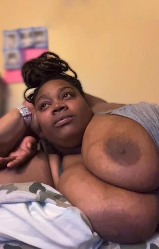 SSBBW Ebony Hiney Queen