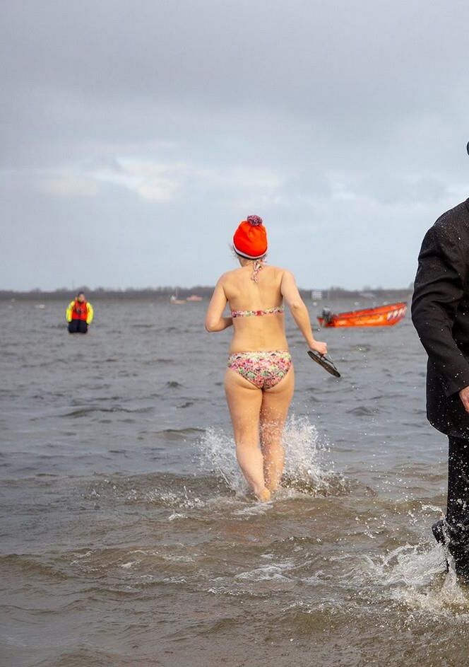 Mergulhe de ano novo na Holanda Vários